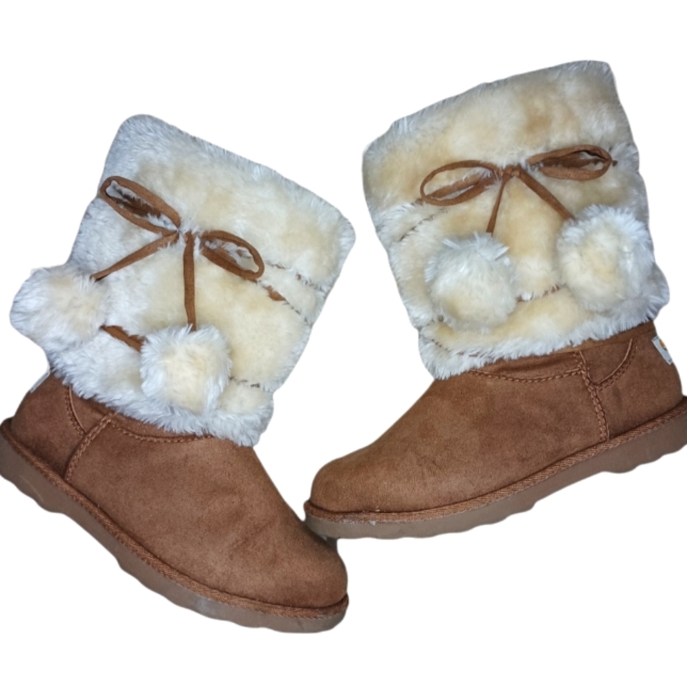 GIRLS' MAKALU LITTLE KID & BIG KID COZY LAND Size 2M BOOTS 👢